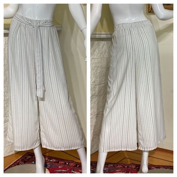 Design Lab White Black Pinstripe Wide Leg Pants - Picture 1 of 12